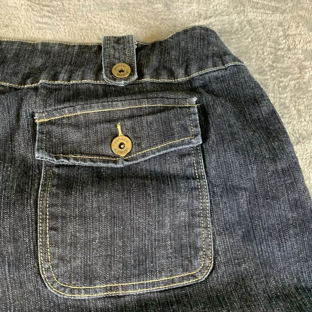 Venezia Shorts Womens Size 26 Blue Dark Wash Denim Triple Button Flap Pockets